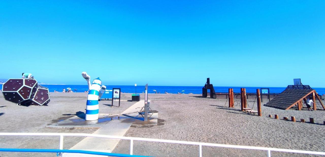 Center Of The Sea, Three Rooms - Alojamientos La Torre Торе дел Мар Екстериор снимка